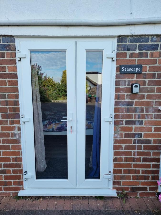 Lovely Private Studio Room With Own Kitchen And Bathroom. Set In The Popular Area Of Shiphay In Torquay And Only A Short Walk From Torbay Hospital Εξωτερικό φωτογραφία