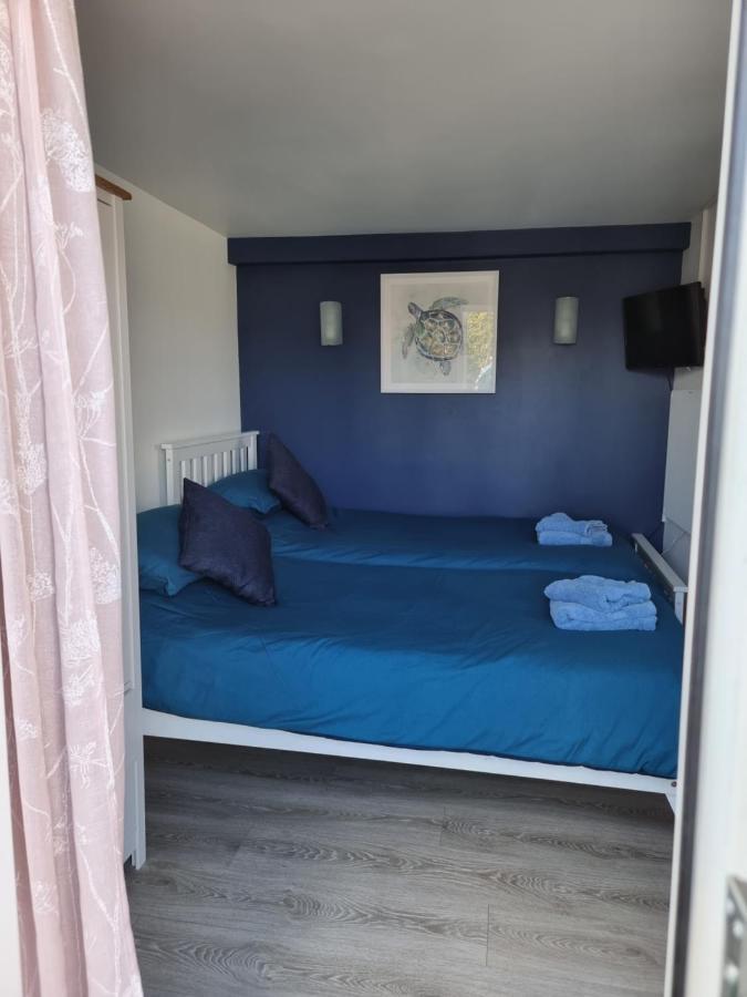 Lovely Private Studio Room With Own Kitchen And Bathroom. Set In The Popular Area Of Shiphay In Torquay And Only A Short Walk From Torbay Hospital Εξωτερικό φωτογραφία